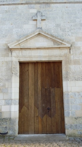 Restauration de l'�glise Saint Pierre : porte principale
