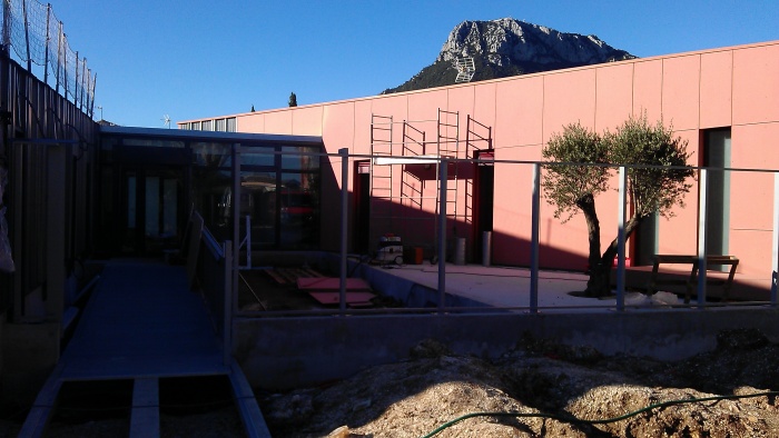Construction dune cr�che 40 enfants : IMAG0632