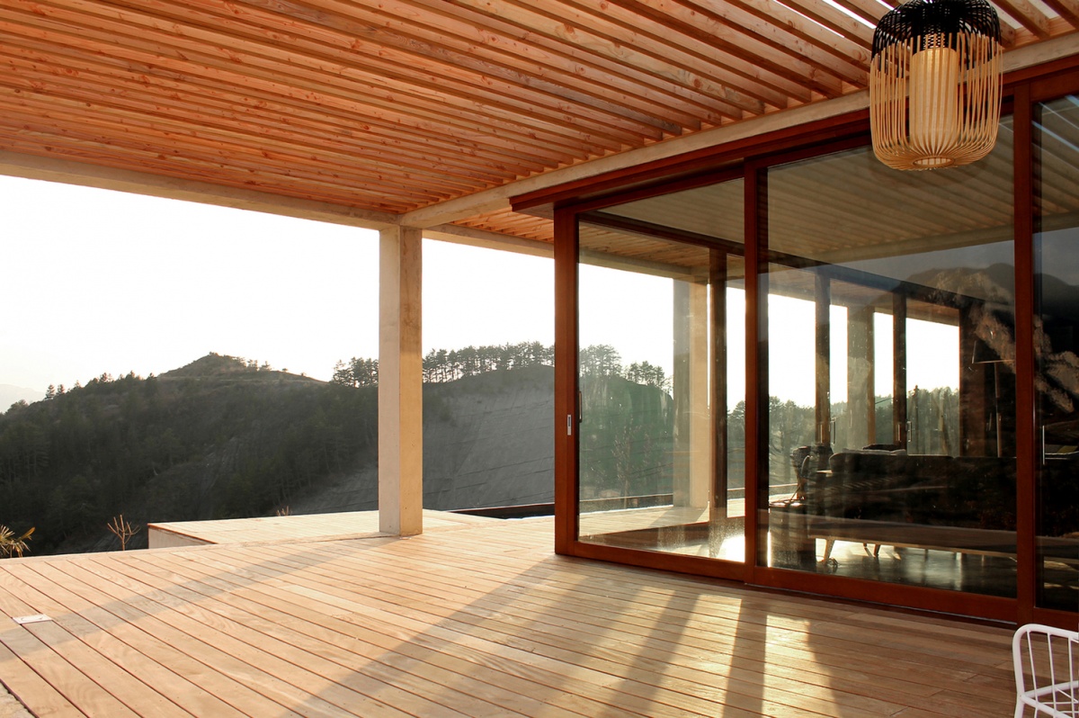Maison de vacances b�ton et ossature bois : Terrasse Est